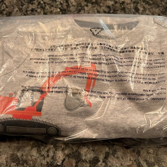 Carters 3 piece play wear set NWT - Picture 5 of 5